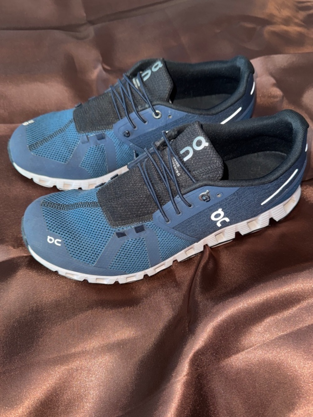 On Cloud Men’s Navy Blue Running Shoes